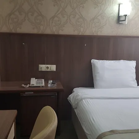Hosta 3* Adana