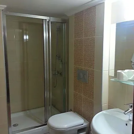 Hosta 3* Adana
